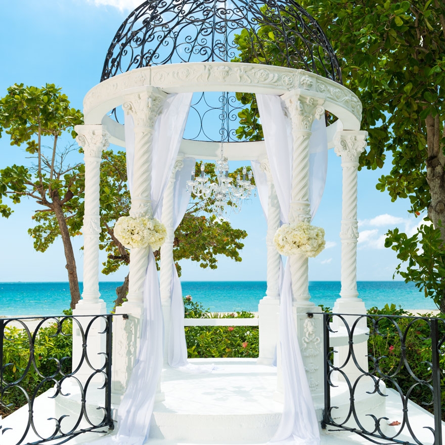7 One-of-a-kind Wedding Venues In Jamaica | BEACHES